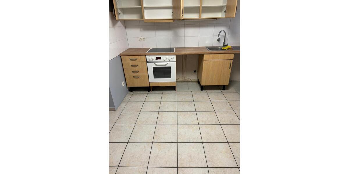 Helle 3-Zimmer-Wohnung mit ca. 98 m² – großzügiger Wohnbereich, Küche inkl. 3 zimmer