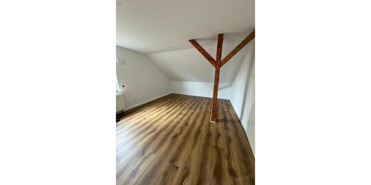 Dachgeschoßwohnung Recklinghausen Hillerheide - 3 Zimmer, 73 m&sup2;, 700&euro; | Angebot:25320628