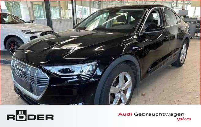Audi e-tron 30.440 km 27.990 &euro; Duisburg 47178