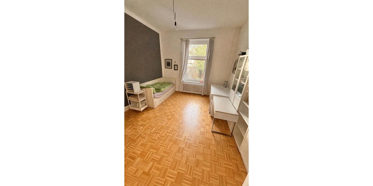 Etagenwohnung Essen Huttrop - 4 Zimmer, 106 m&sup2;, 925&euro; | Angebot:26148558