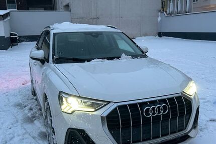 Audi Q3 236.000 km 20.000 &euro; Duisburg 47137