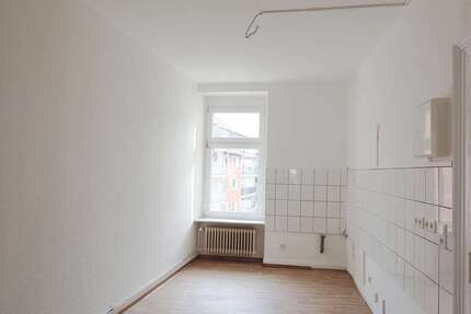 Wohnung Wuppertal Heckinghausen - 5 Zimmer, 105 m&sup2;, 750&euro; | Angebot:26197897