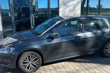 VW Golf 88.000 km 9.700 &euro; Bochum 44892