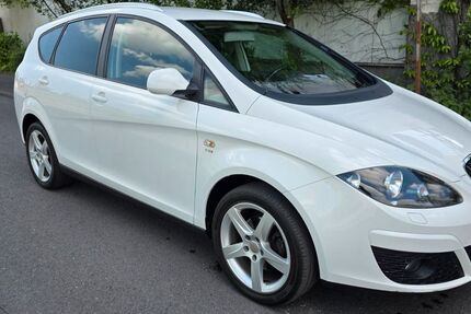 Seat Altea 154.784 km 4.900 &euro; Dortmund 44147