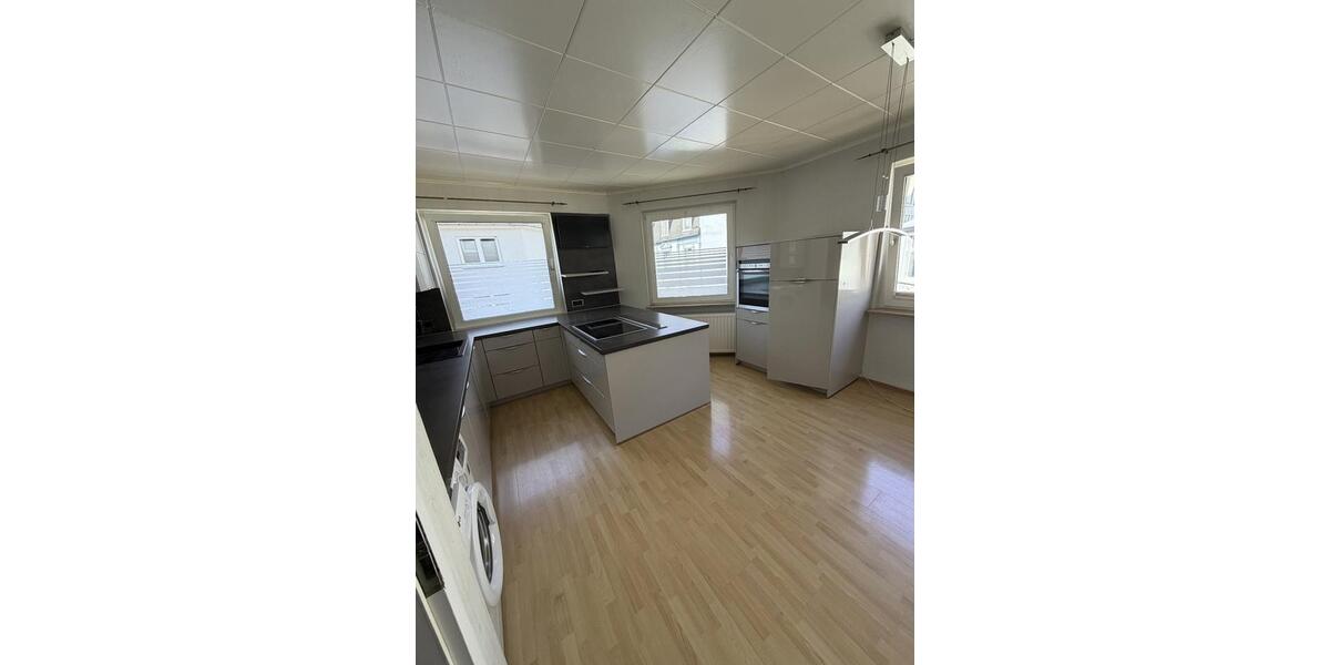 Etagenwohnung Wuppertal Gemarkung Langerfeld - 4 Zimmer, 99 m&sup2;, 225.000&euro; | Angebot:27096139