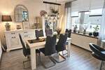 Modernisiertes 2-Familienhaus mit 3 Garagen und attr. Garten in guter und ruhiger Lage in Wetter 9 zimmer