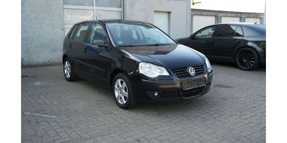 VW Polo 126.895 km 3.390 &euro; Bottrop 46240