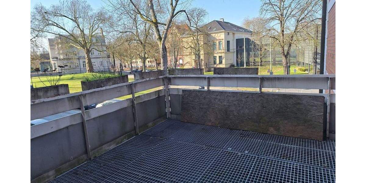 Etagenwohnung Bochum Ehrenfeld - 4 Zimmer, 166 m&sup2;, 1.530&euro; | Angebot:25601024