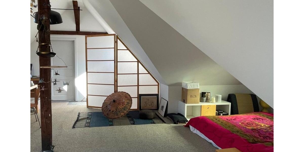 Dachgeschoßwohnung Wuppertal Arrenberg - 4.5 Zimmer, 115 m&sup2;, 1.150&euro; | Angebot:26227580