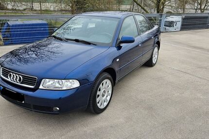 Audi A4 156.000 km 5.900 &euro; Oberhausen 46047