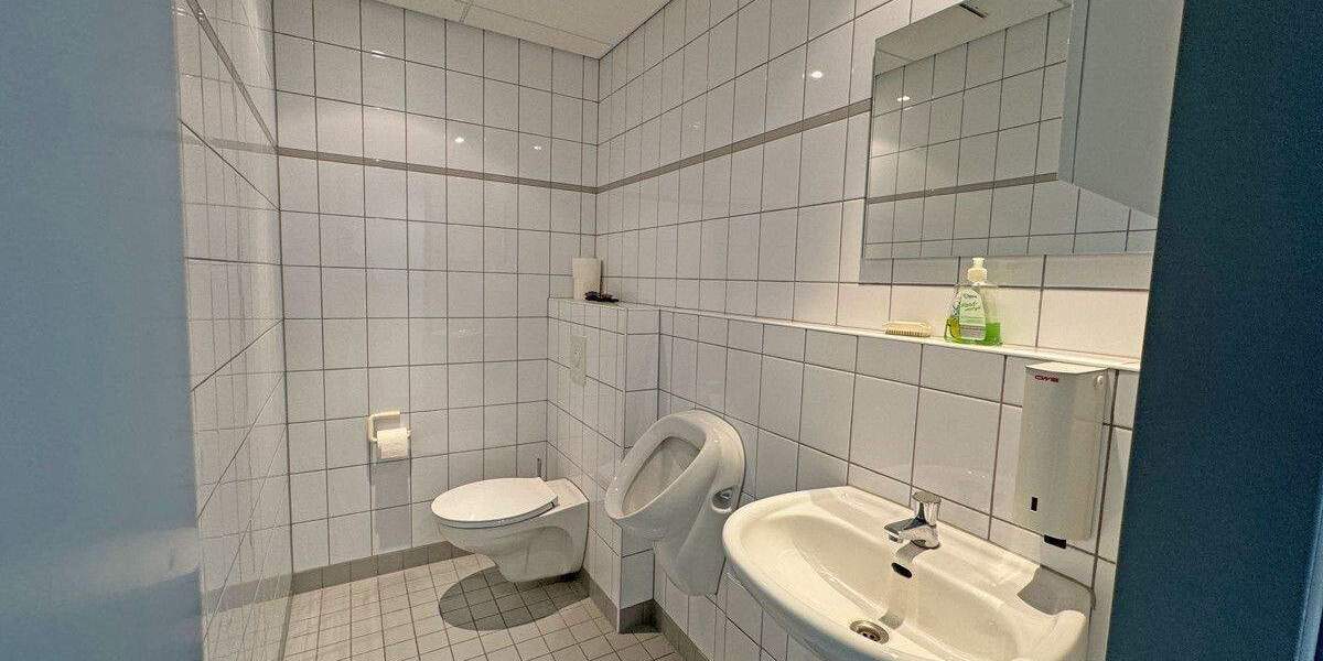 Gewerbeobjekt Voerde Holthausen - 7 Zimmer, 140 m&sup2;, 390.000&euro; | Angebot:25154929