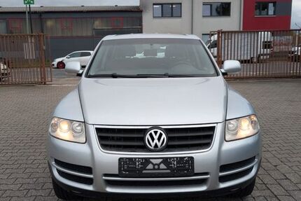 VW Touareg 187.770 km 4.500 € Duisburg 47138