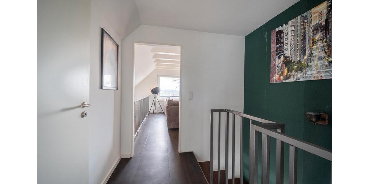 Maisonettenwohnung Essen Stadtbezirk VIII - 2 Zimmer, 95 m&sup2;, 1.600&euro; | Angebot:26386934
