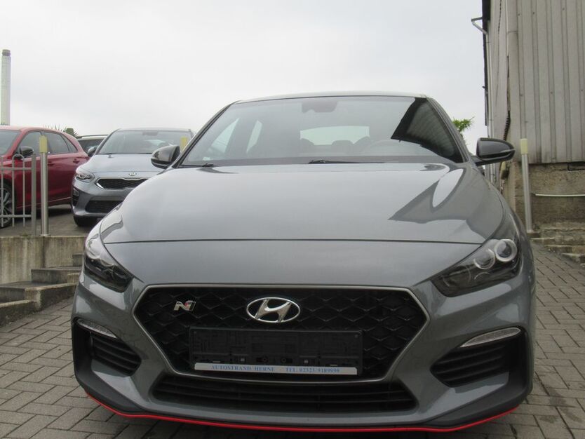 Hyundai i30 99.711 km 21.490 € Herne 44653