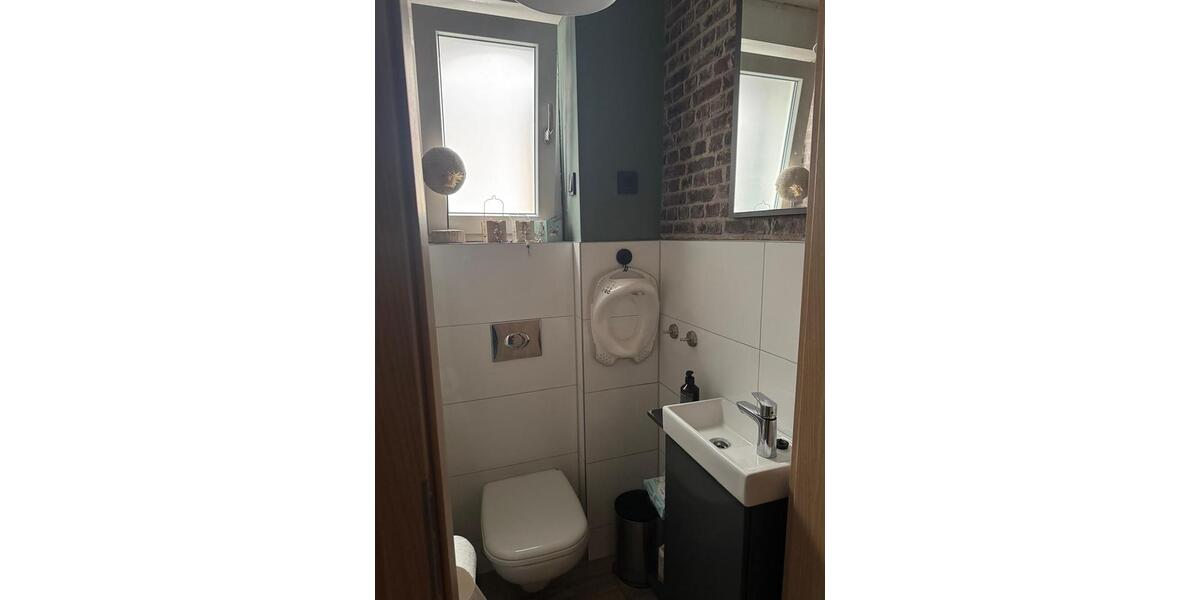 Reihenhaus Duisburg Beeck - 2 Zimmer, 70 m&sup2;, 275.000&euro; | Angebot:26837377