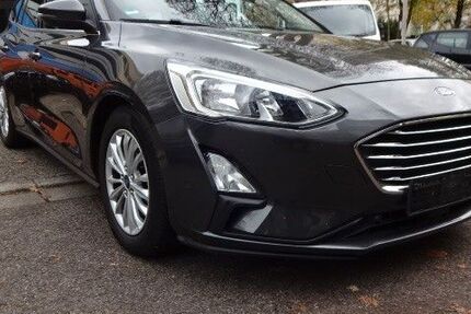 Ford Focus 158.300 km 8.700 &euro; Essen 45276