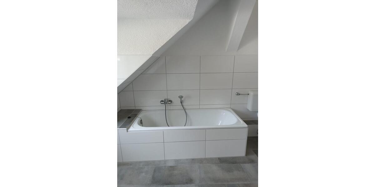 Dachgeschosswohnung 3 zimmer