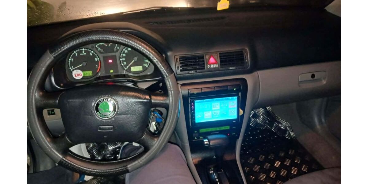 Skoda Octavia 190.000 km 990 &euro; oer erkenswich 45739