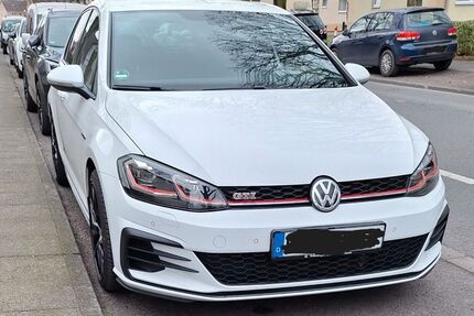 VW Golf 89.000 km 22.500 &euro; Recklinghausen 45661