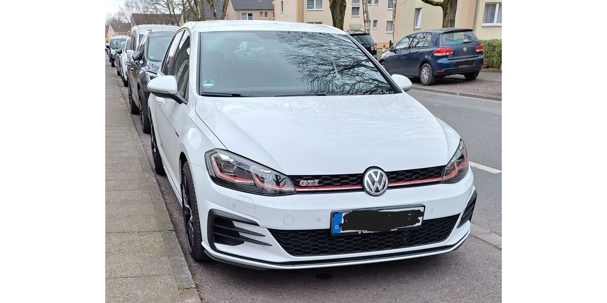 VW Golf 89.000 km 22.500 &euro; Recklinghausen 45661