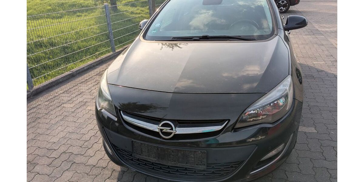 Opel Astra 216.000 km 2.200 &euro; Duisburg 47259