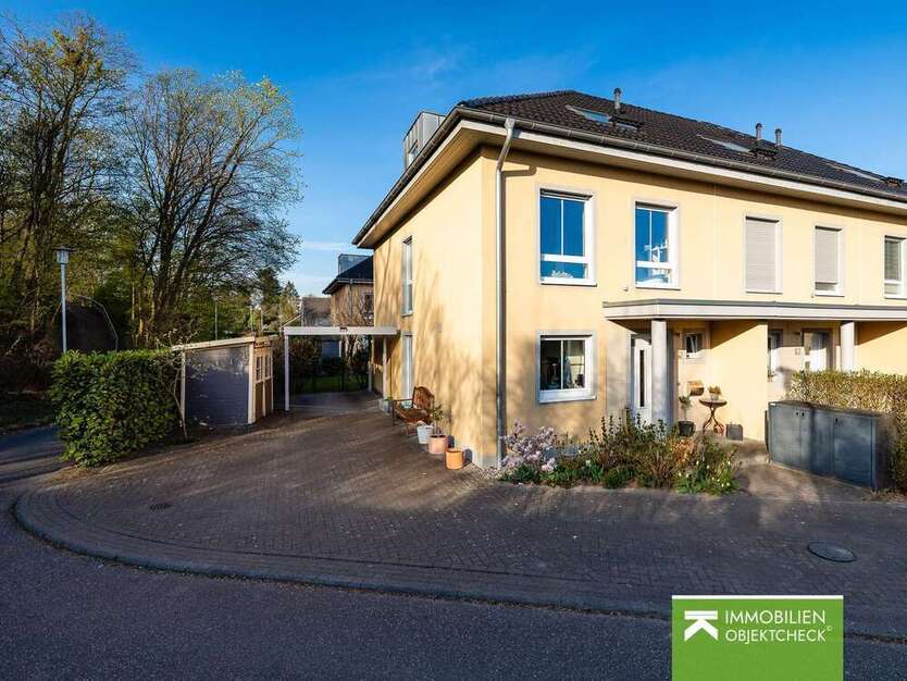 Haus zum Kaufen in Düsseldorf 770.000 € 133 m²