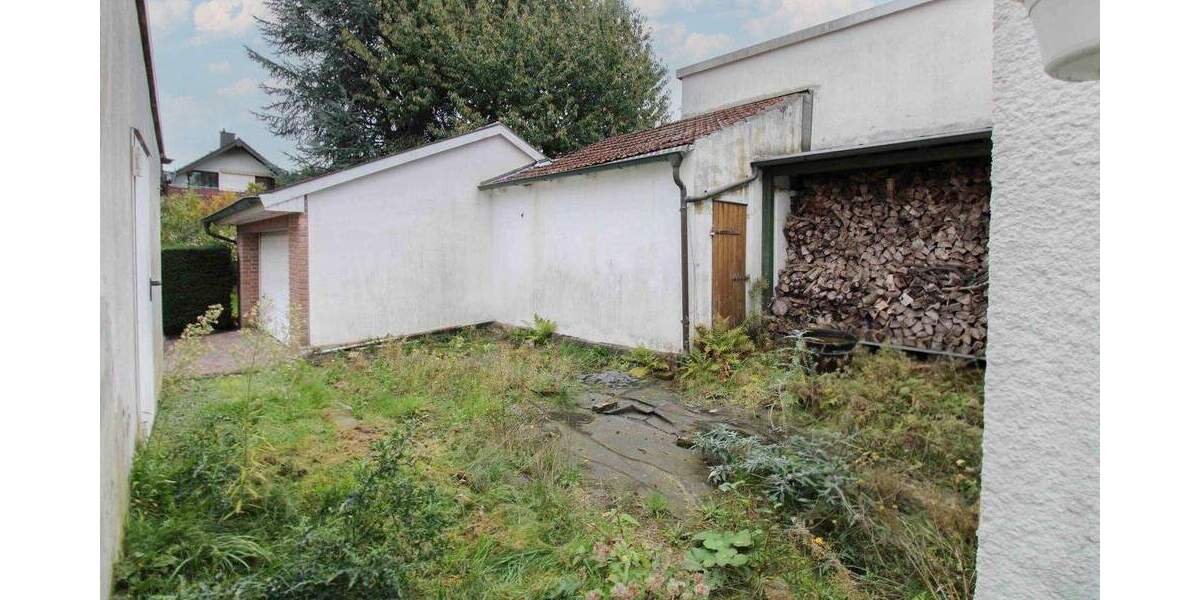 Mehrfamilienhaus, Wohnhaus Bochum Laer - 6 Zimmer, 349.000&euro; | Angebot:25708535