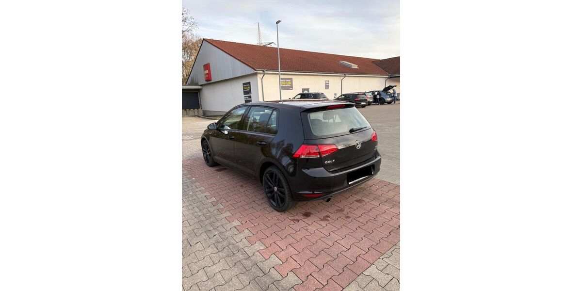 VW Golf 106.000 km 8.700 &euro; Haltern am See 45721