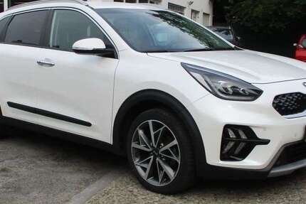 Kia Niro 44.200 km 21.500 € Dortmund 44263
