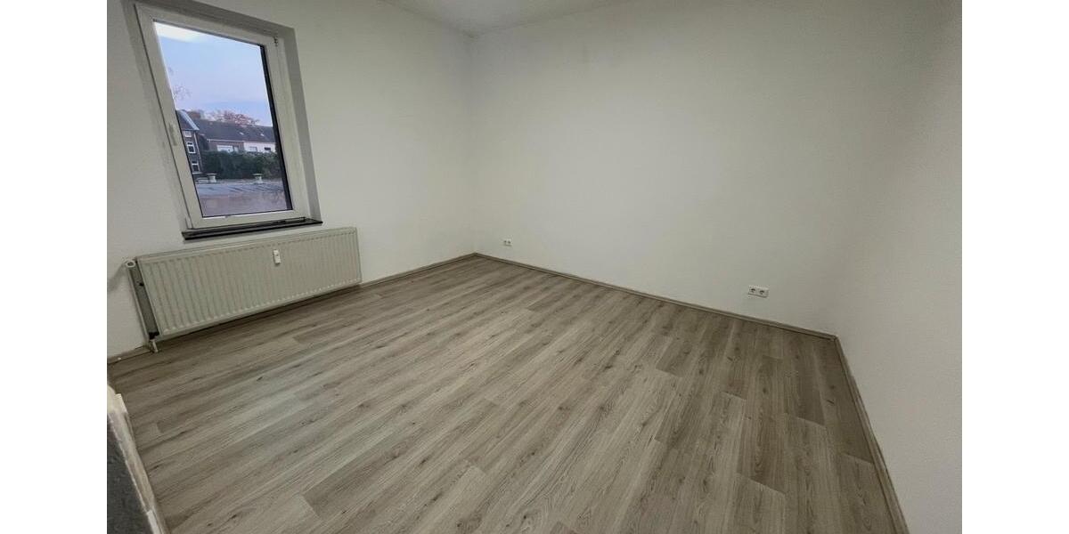 Etagenwohnung Bochum Bochum-Mitte - 4.5 Zimmer, 118 m&sup2;, 990&euro; | Angebot:26186525