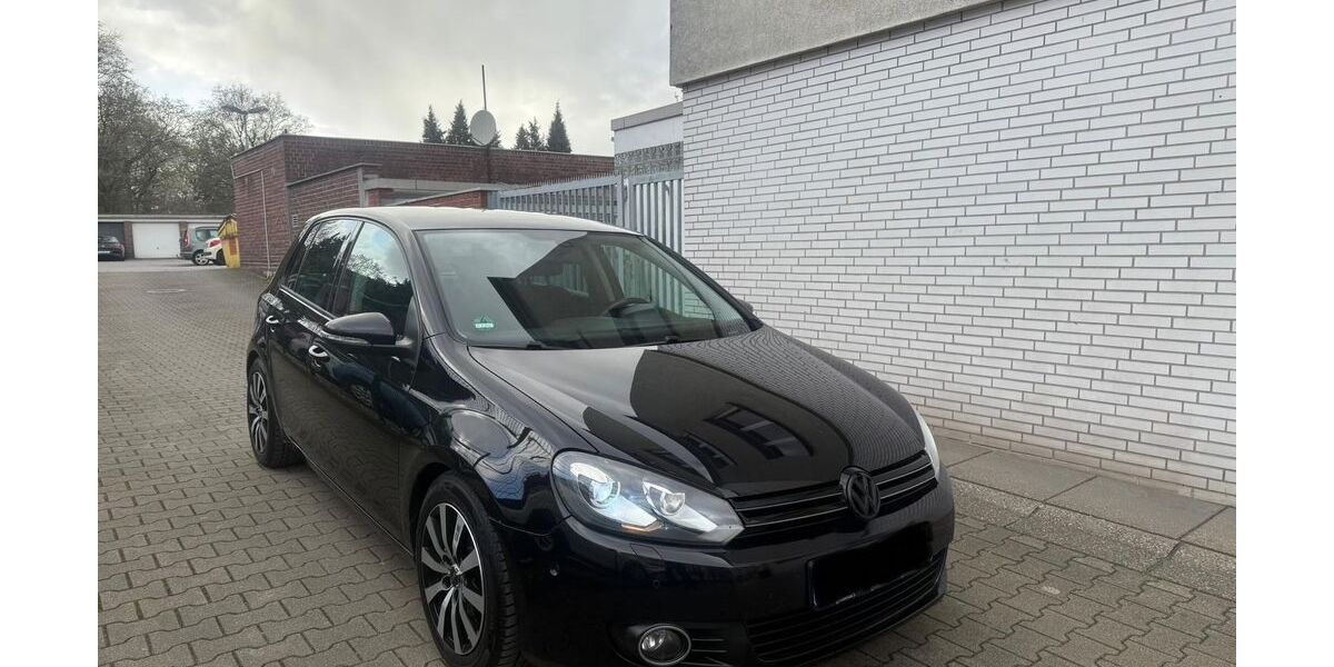 VW Golf 147.000 km 6.700 &euro; Essen 45143