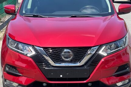 Nissan Qashqai 250.305 km 9.999 &euro; Essen 45276