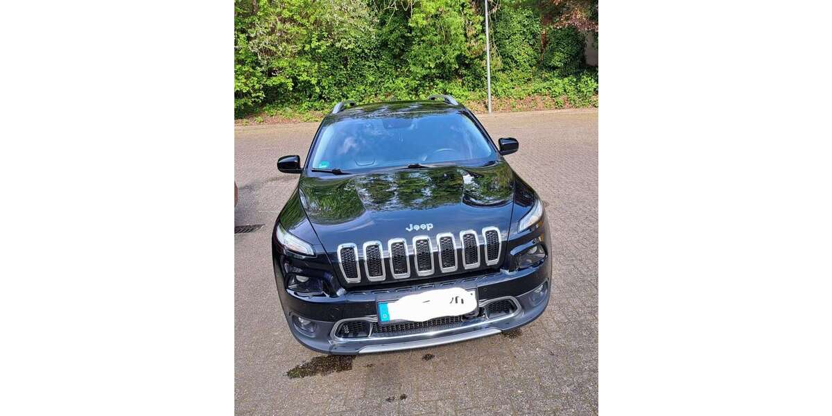 Jeep Cherokee 183.000 km 10.850 &euro; Wuppertal 42289