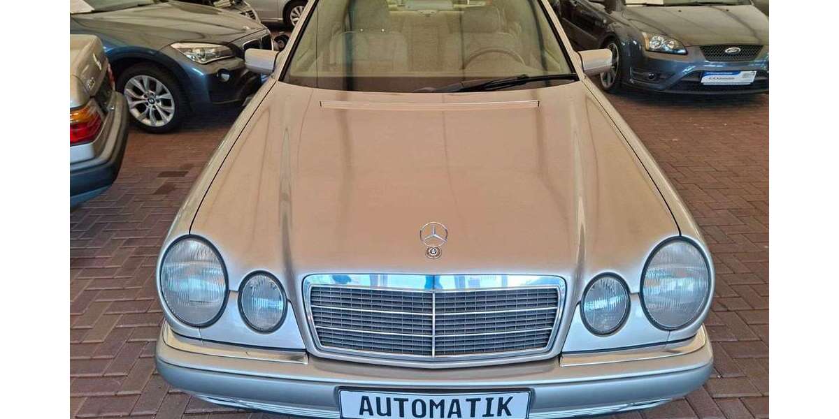 Mercedes-Benz 230 126.200 km 6.950 &euro; Wülfrath 42489