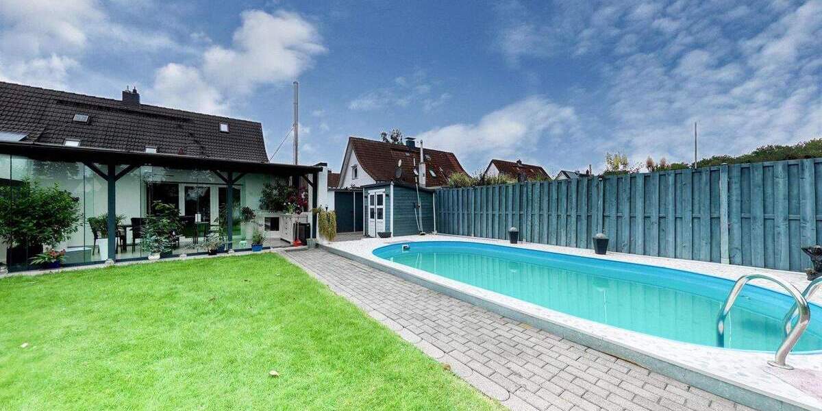 Design trifft Wohlgefühl - exklusiv modernisiertes Refugium mit Pool und Gartenidylle 3 zimmer