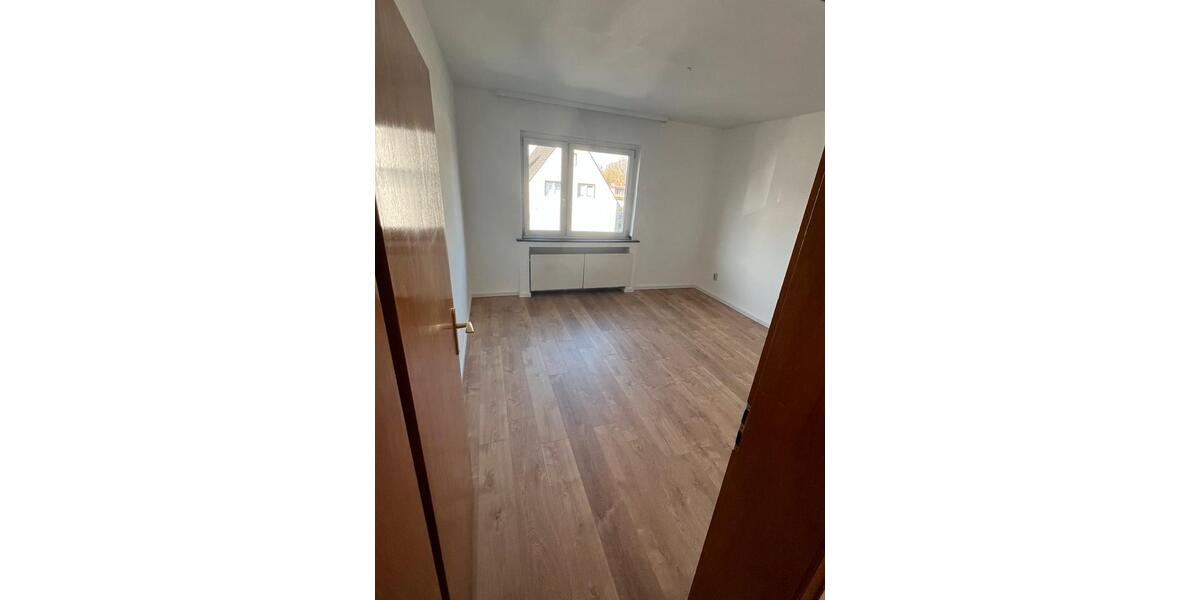 Etagenwohnung Dortmund Eving - 3 Zimmer, 73 m&sup2;, 800&euro; | Angebot:25443986