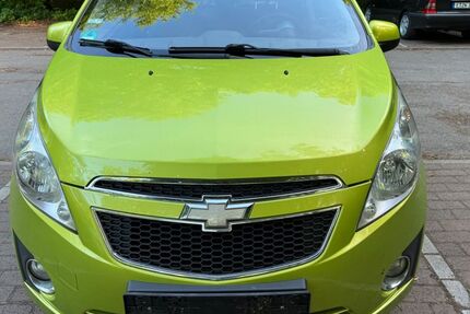 Chevrolet Spark 122.900 km 1.600 &euro; Essen 45133