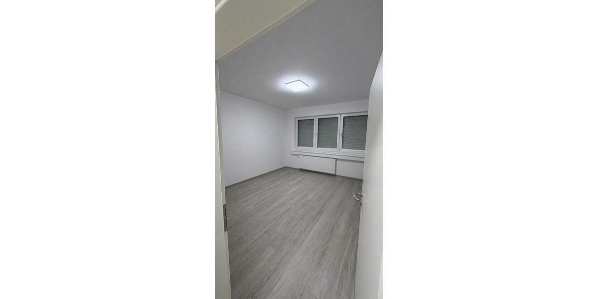 Erdgeschoßwohnung Gladbeck Brauck - 4.5 Zimmer, 130 m&sup2;, 1.250&euro; | Angebot:26411564