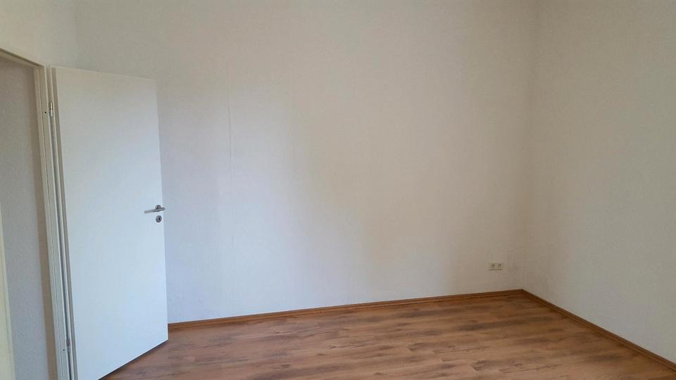 Erdgeschoßwohnung Duisburg Hamborn - 2 Zimmer, 62 m&sup2;, 600&euro; | Angebot:25541259