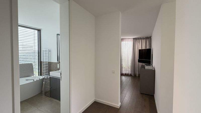Etagenwohnung Essen Bredeney - 5 Zimmer, 190 m&sup2;, 2.700&euro; | Angebot:25428573