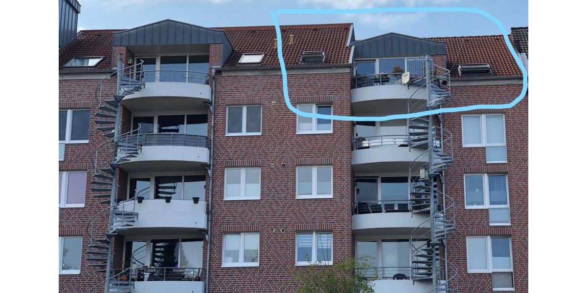 Klein Dachgeschosswohnung in der 4.Etage 2.5 zimmer