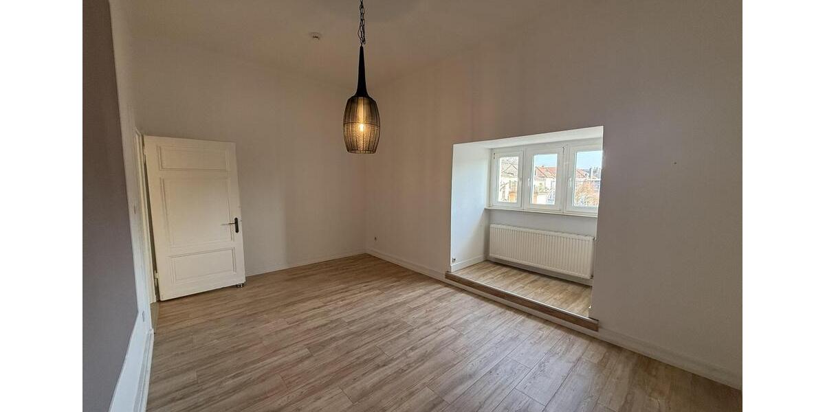 Etagenwohnung Witten - 4 Zimmer, 160 m&sup2;, 1.300&euro; | Angebot:25444577