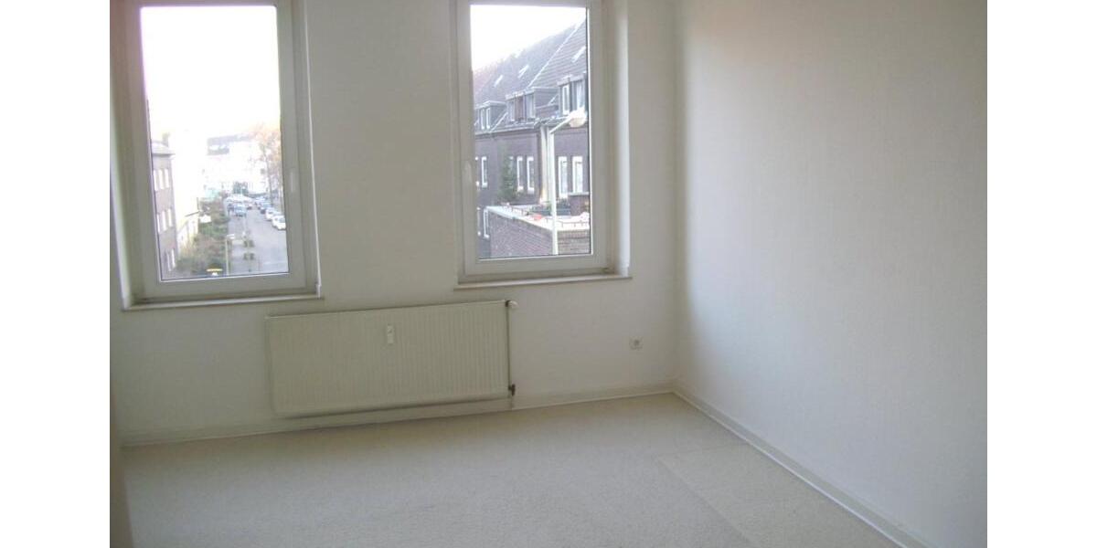 Sanierte Wohnung in Neudorf, ohne Balkon 2 zimmer