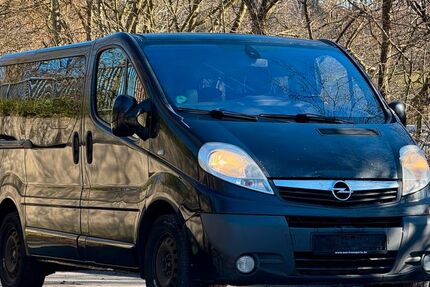 Opel Vivaro 696.783 km 6.938 &euro; Wuppertal 42279