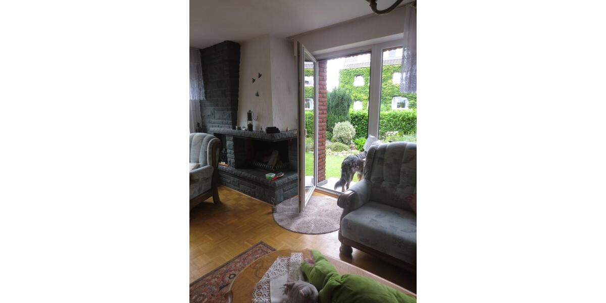 Zweifamilienhaus - ideal geeignet als Zweigenerationenhaus in RE 8 zimmer