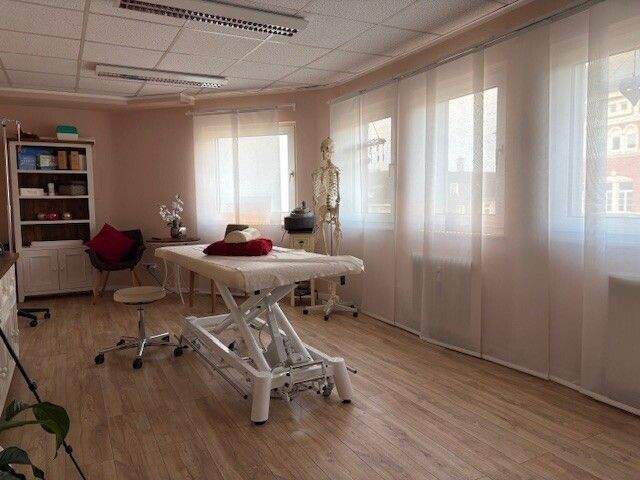 Gewerbeobjekt Gevelsberg - 3 Zimmer, 100 m&sup2;, 229.000&euro; | Angebot:24974207