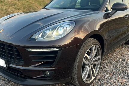 Porsche Macan 219.000 km 24.500 &euro; Bochum 44799