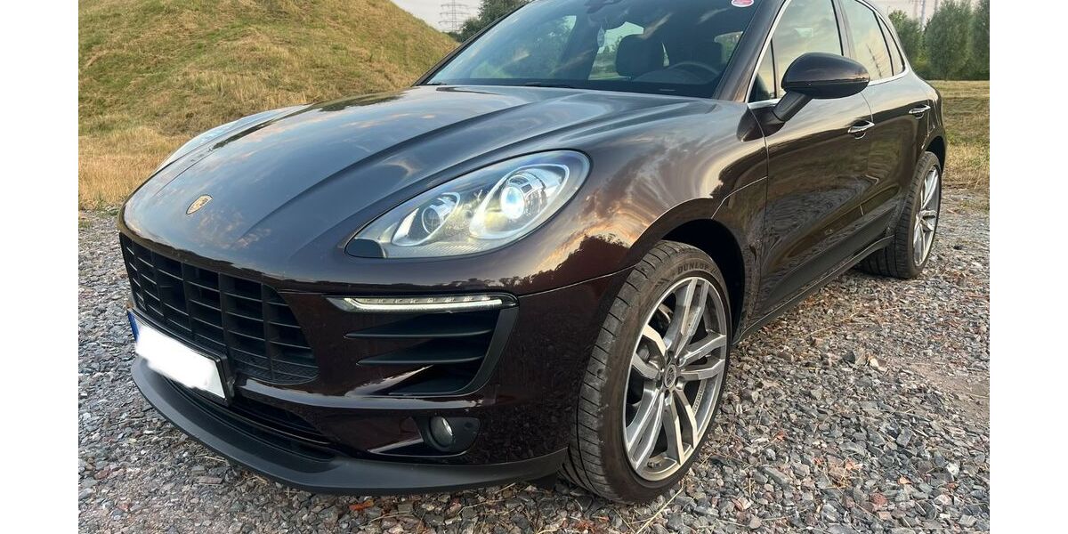 Porsche Macan 219.000 km 24.500 &euro; Bochum 44799