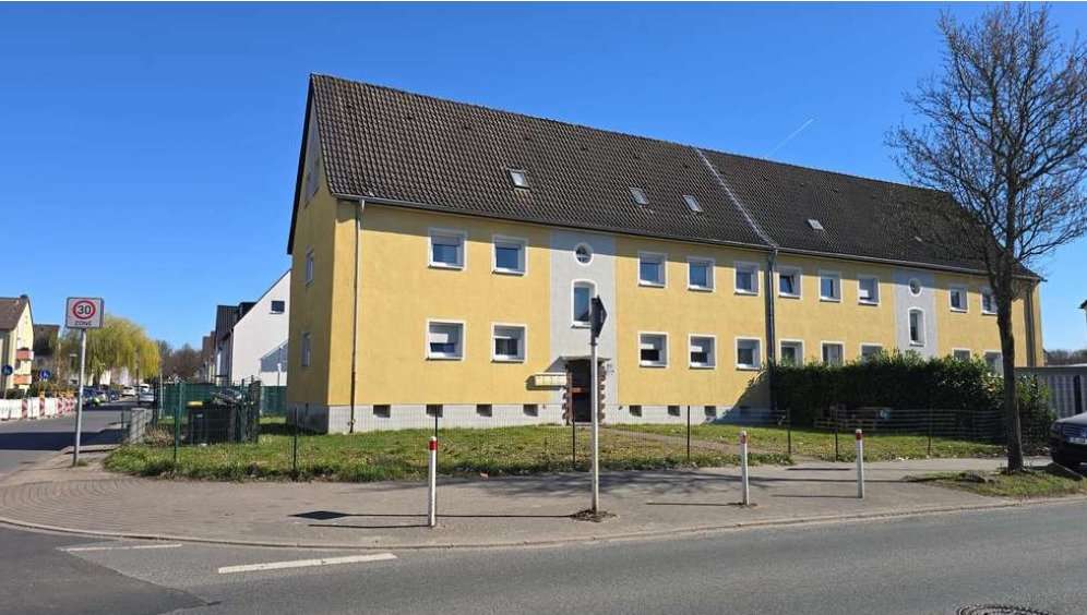 Haus zum Kaufen in Essen 590.000 € 309 m² 18 zimmer