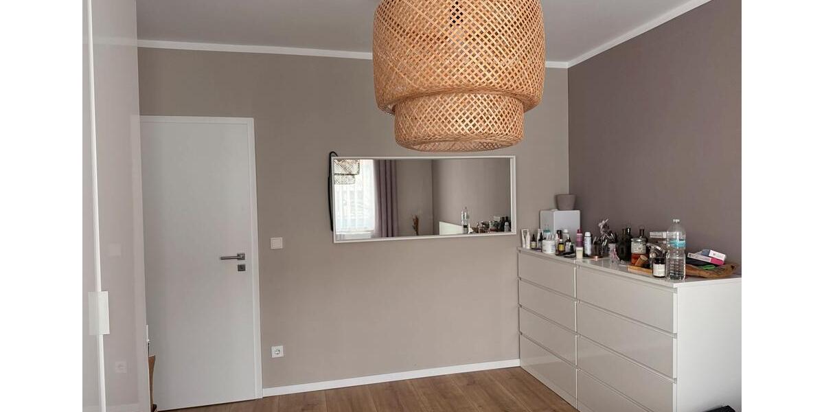 Etagenwohnung Duisburg Duisburg-Mitte - 2 Zimmer, 52 m&sup2;, 800&euro; | Angebot:25541297